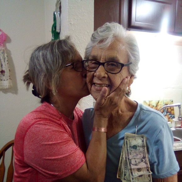 Meet your Posher, Josie - Picture 1 of 1